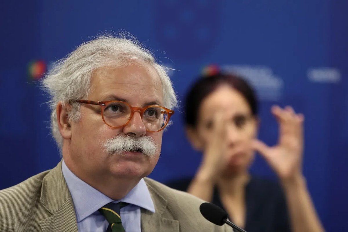 ruijrocha's tweet photo. Ministra do Ambiente é a nova troca de compotas e que não é obrigatório que o Natal se comemore neste País na ceia de Natal… https://t.co/URFIRRtSdP