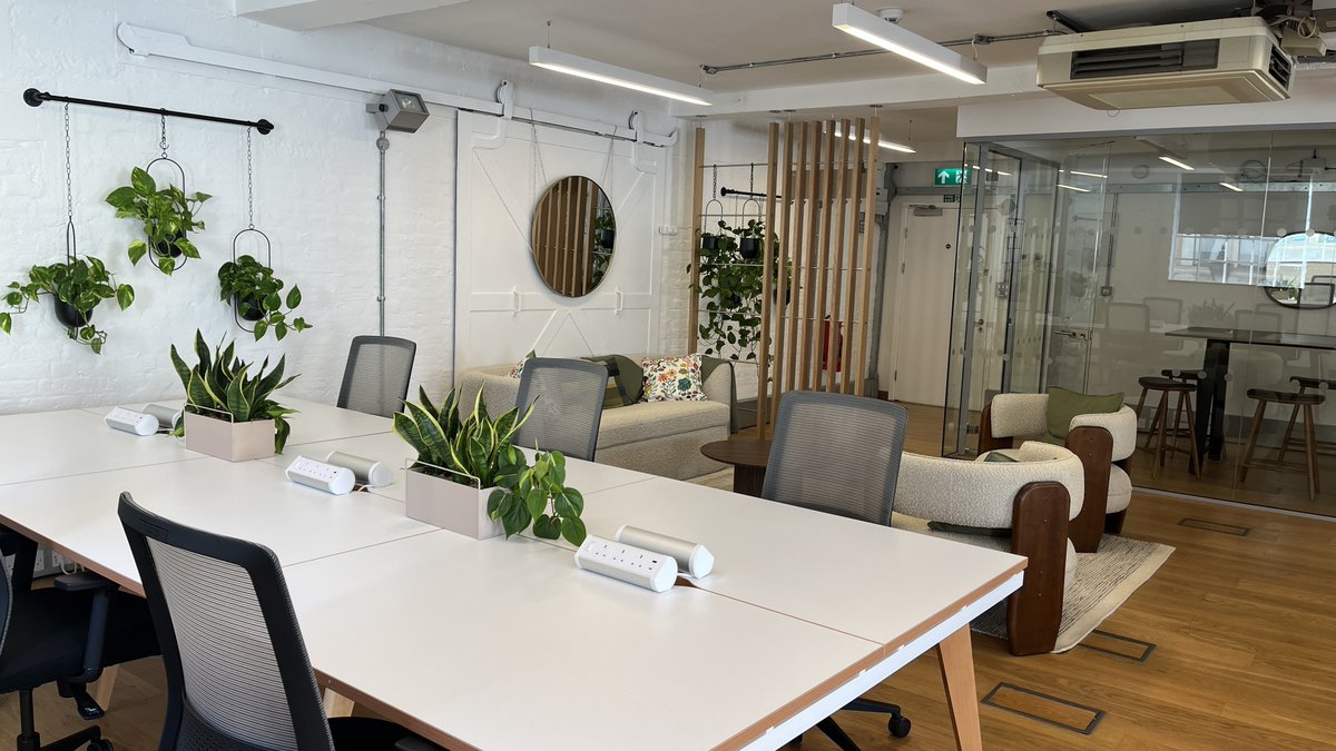 billigence's tweet photo. A new home for our UK team in London. 🏢✨

Yesterday we officially moved into our new office and celebrated the occasion with a team dinner.

📍 Unit 1.5, 1st Floor, 11–29 Fashion Street, London E1 6PX

#Billigence #London #UKTeam https://t.co/Qw6b1dJ9OQ