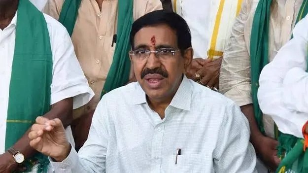 AndhraNexus's tweet photo. 🚨 Vizag Double-Decker Metro Gets Centre’s Green Signal! 🚇

Andhra Pradesh Minister P. Narayana has announced that the Visakhapatnam Double-Decker Metro Rail Project has received approval from the Central Government.

🚧 Works are expected to begin soon https://t.co/4EH2ROXZEb
