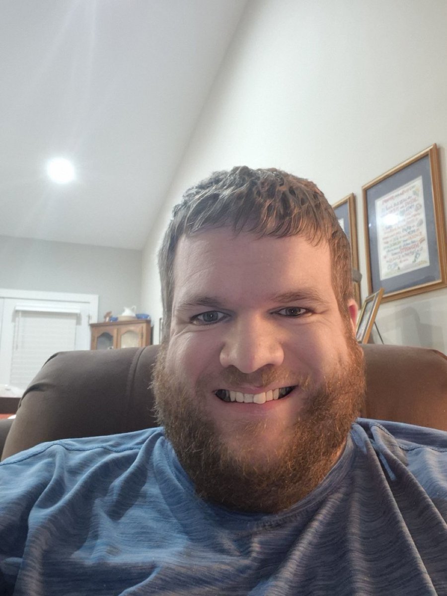 Tommy78021's tweet photo. Can we be friends?
text me on zangi
780-356-6788 https://t.co/jBKGGqR85Y