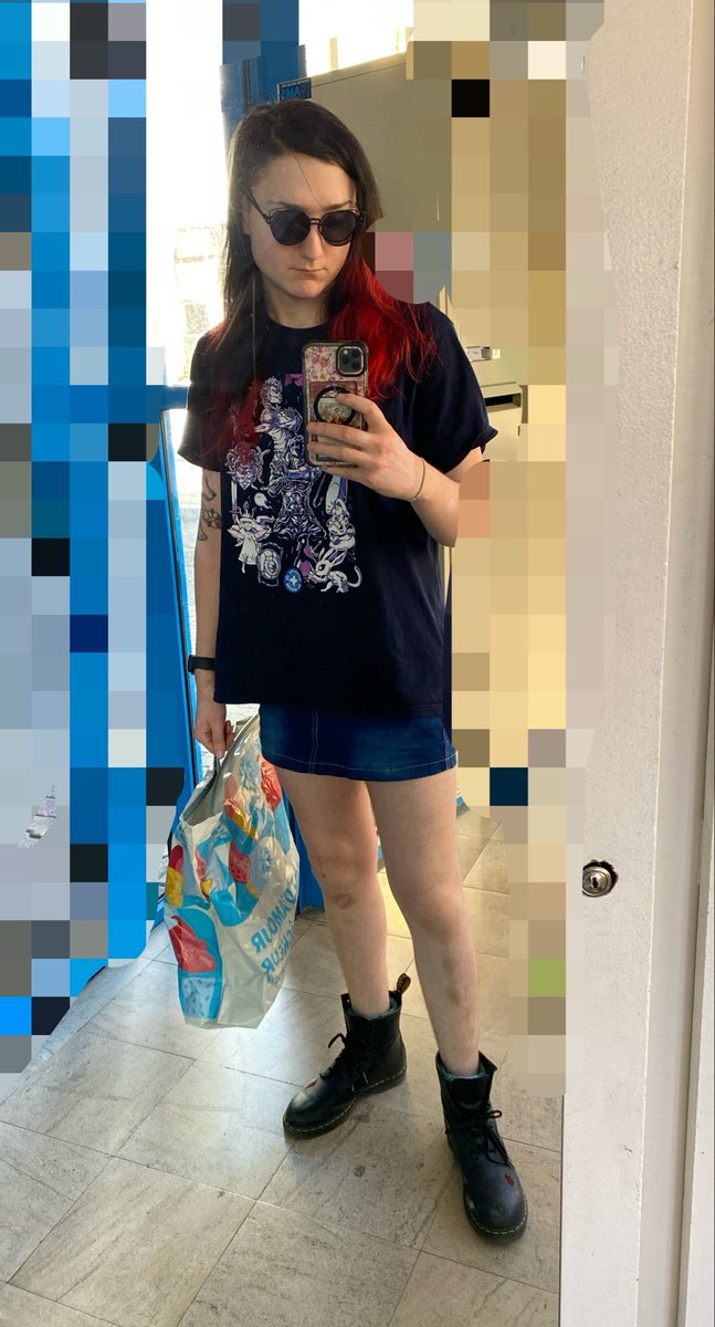 EbenTwitch's tweet photo. ouais yo #ootd #gottagofast https://t.co/1GctCcpzRG
