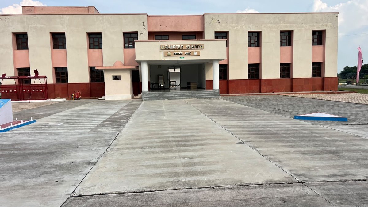 RTCAMETHI's tweet photo. स्वच्छता केवल एक अभियान नहीं, बल्कि हमारी जिम्मेदारी और संस्कार है।”स्वच्छता ही सेवा–2026 के अंतर्गत इस नव आरक्षी प्रशिक्षण केंद्र अमेठी द्वारा दिनांक 23/09/2026 को स्वच्छता अभियान चलाया गया, जिसमें स्वच्छ एवं स्वस्थ पर्यावरण के प्रति जागरूकता का संदेश https://t.co/1LXvBEn43s