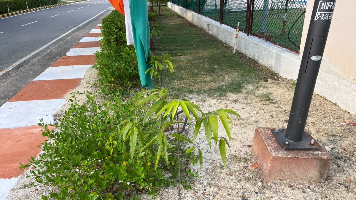 RTCAMETHI's tweet photo. स्वच्छता केवल एक अभियान नहीं, बल्कि हमारी जिम्मेदारी और संस्कार है।”स्वच्छता ही सेवा–2026 के अंतर्गत इस नव आरक्षी प्रशिक्षण केंद्र अमेठी द्वारा दिनांक 23/09/2026 को स्वच्छता अभियान चलाया गया, जिसमें स्वच्छ एवं स्वस्थ पर्यावरण के प्रति जागरूकता का संदेश https://t.co/1LXvBEn43s