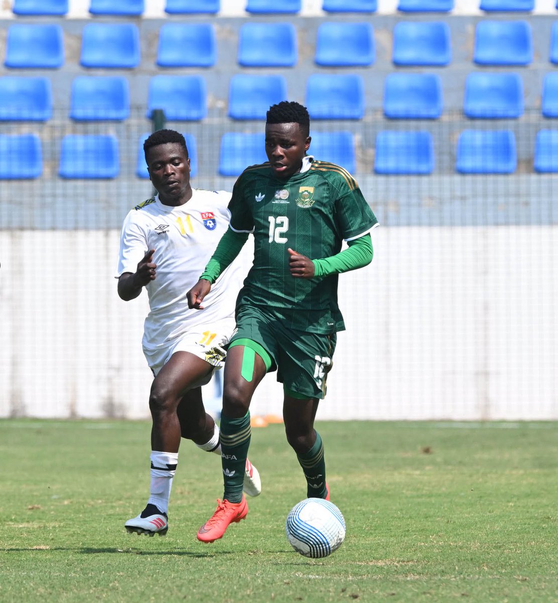 COSAFAMEDIA's tweet photo. FULL TIME
SOUTH AFRICA ๐ฟ๐ฆ 2๏ธโฃ๐0๏ธโฃ ๐ธ๐ฟ ESWATINI
โฝ๏ธ #12 Manelis Mazibuko ๐ฟ๐ฆ
โฝ๏ธ #14 Milino Keith Nalumango ๐ฟ๐ฆ
๐ฅ South Africa secure a 2๏ธโฃ - 0๏ธโฃ victory at ABB Stadium.
#COSAFAU20 #COSAFA #RSAESW #Maputo2026 #Football https://t.co/TwADcXWNeM