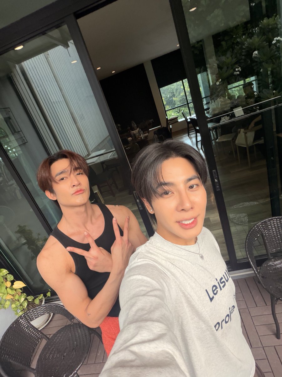 EarthOfficialFC's tweet photo. กว่าจะมาเป็นเจตต์-พุด 🫢

#CupidsGhost 
@Earth_Pirapat #EarthPirapat https://t.co/JOldkmHgga