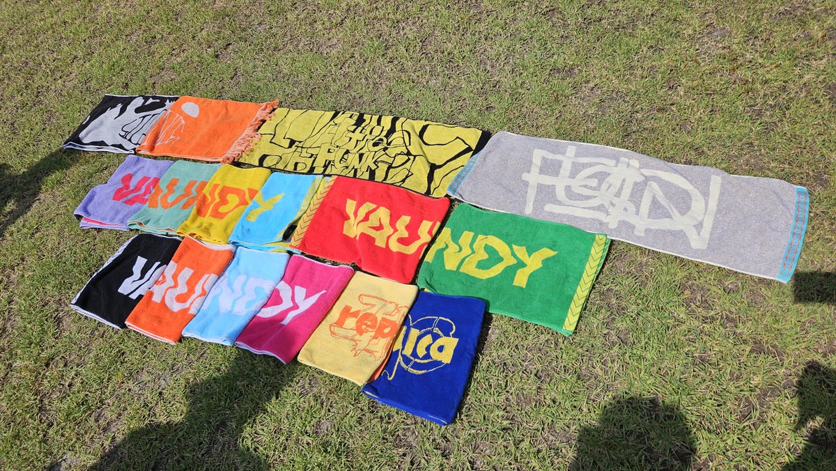 yaaInTokyo's tweet photo. 二日間、最高に楽しいVaundyのライブでした！

Vaundyのライブは、去年のLittle Punk大阪公演以来行けてなくて、正直Vaundyドーパミンが枯渇状態だったんですが、今回の来韓でその渇きがしっかり満たされました。 https://t.co/YUbVv5hGET