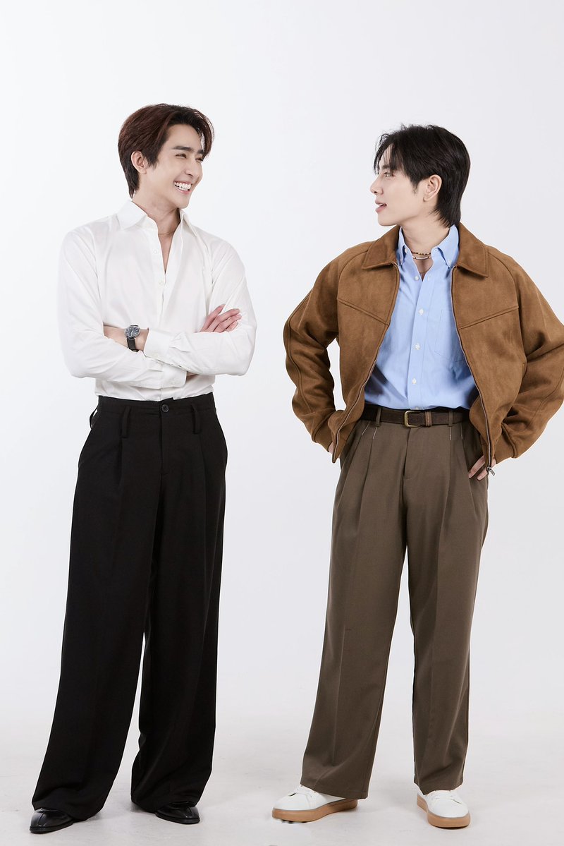 EarthOfficialFC's tweet photo. ภาพ Fitting มาแล้วว ฝากซีรีส์ "Cupid's ghost ผีผลักให้รักคุณ" 💐👻 ด้วยนะคะ มาเป็นกำลังใจให้พี่เจตต์น้องพุด รวมถึงนักแสดงและทีมงานทุกคนด้วยนะคะ ✌🏻✌🏻🤎❤️

YouTube : GMMTV OFFICIAL 
🖇️ https://t.co/gSf3fPeXkg 

ช่องทางการติดตามซีรีส์ 💐👻
Official Account : @CupidsGhostTH

Earth Pirapat 
@Earth_Pirapat #EarthPirapat 
#CupidsGhost #เอิร์ทมิกซ์ #EarthMix