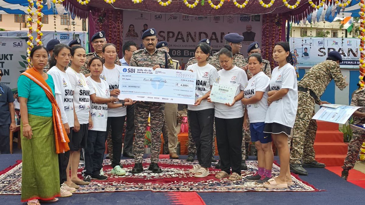 crpfindia's tweet photo. Transforming communities through the power of sport! 🏃‍♂️🤝⚽

​​During his visit to 8 Bn in Bishnupur(Manipur), DG @crpfindia Shri @gpsinghips witnessed the final of the Women Football Tournament under Khelo India – SAI SPANDAN in Manipur, advancing the vision of "Sports for Peace, Unity & Development."

​Felicitating the teams, DG highlighted sports as a catalyst for youth empowerment, trust, and lasting harmony.

​Under the aegis of Khelo India – SAI SPANDAN, @crpfindia has spearheaded a massive sports initiative across Manipur.

​Witnessing unprecedented enthusiasm and sporting spirit, local players and communities have joined hands with CRPF personnel across 120 locations to build mutual trust, youth empowerment, and enduring peace.
​
120 events have been organised across 120 locations (97 Male | 23 Female events)

​Key Disciplines: Marathon (71), Football (12), Volleyball (8), Kabaddi (8), Badminton (8), Cricket (7), Cycling (4), and Archery (2)  

​#NationFirst
#Vandematram150 
#MissionNaxalMuktBharat2026
@YASMinistry
@Media_SAI
@gpsinghips
@northeast_zone
@mnp_2018
​#KheloIndia #SAISPANDAN 
#CRPF 
#Manipur
#SportsForPeace
#UnityInSports