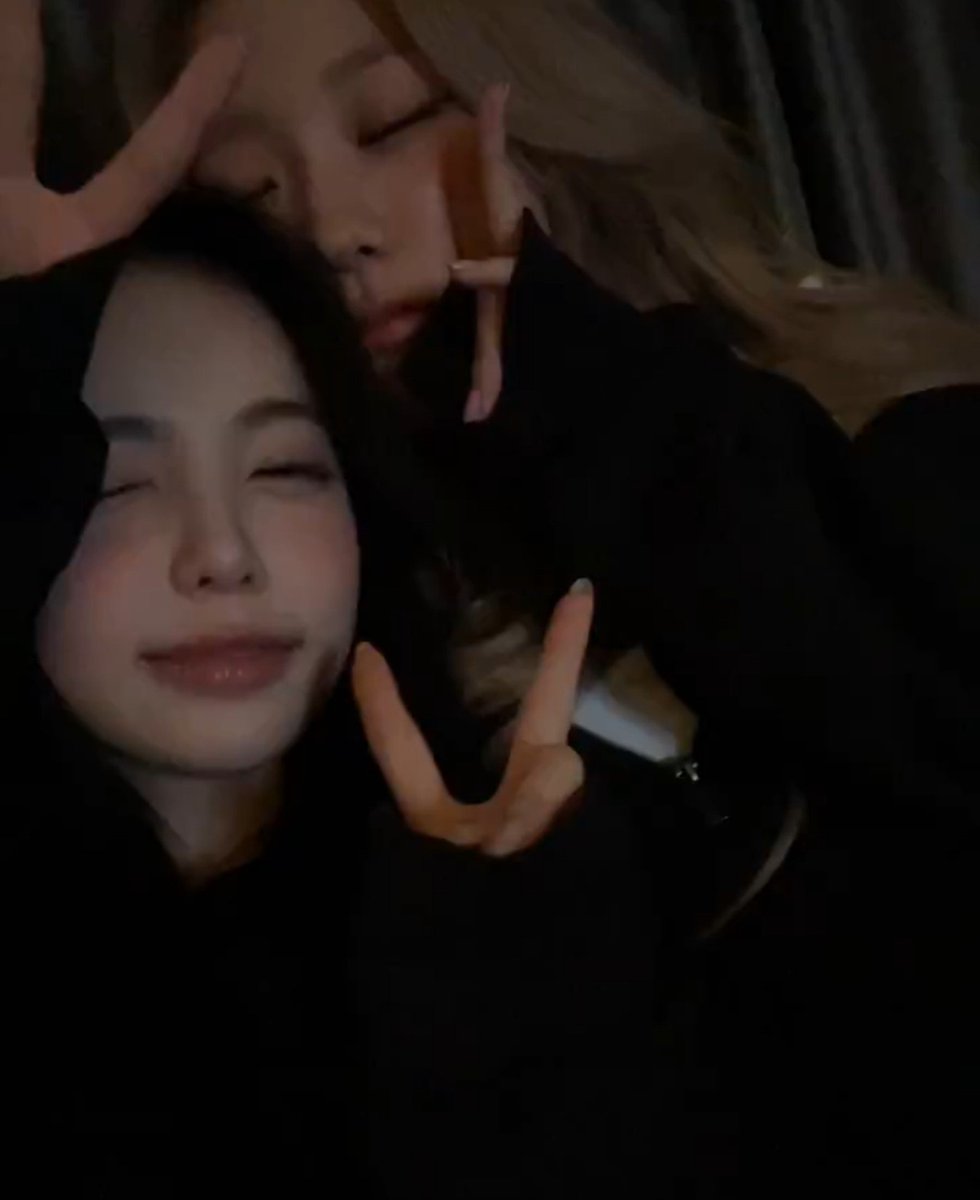 nobeodyy's tweet photo. dajeongz few tweets au #tamchelle https://t.co/oRmyktFRLX