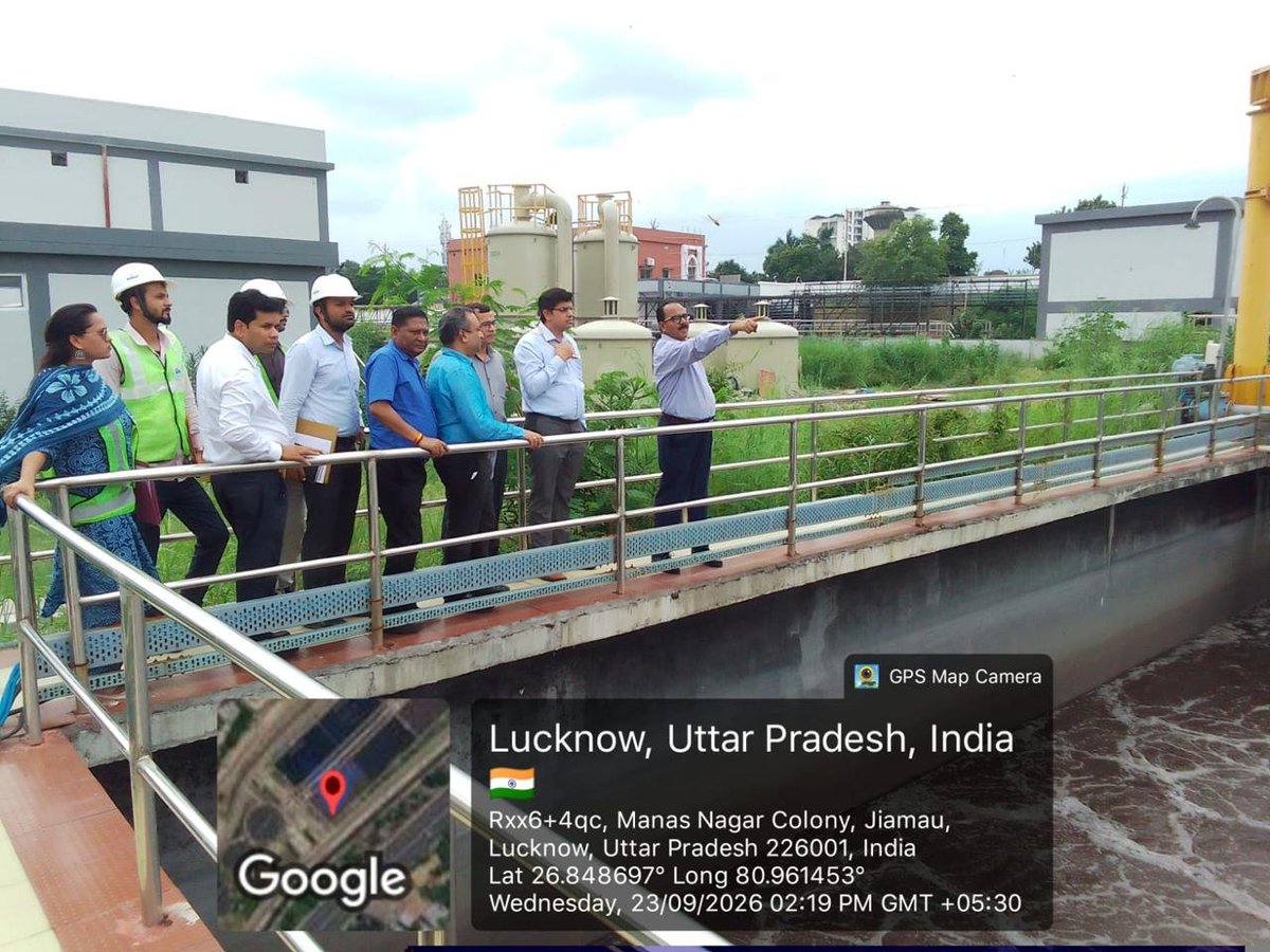 JalUttar's tweet photo. Dr. Suneel Kumar Yadav, Director, MoHUA, Government of India, along with Dr Avinash Kumar Verma, State Nodal TSU, MoHUA, visited the 120 MLD GH  Canal STP, Lucknow.
During the visit, the officials inspected the STP and reviewed its quality, performance and operational efficiency. https://t.co/yl8zzrKK2W