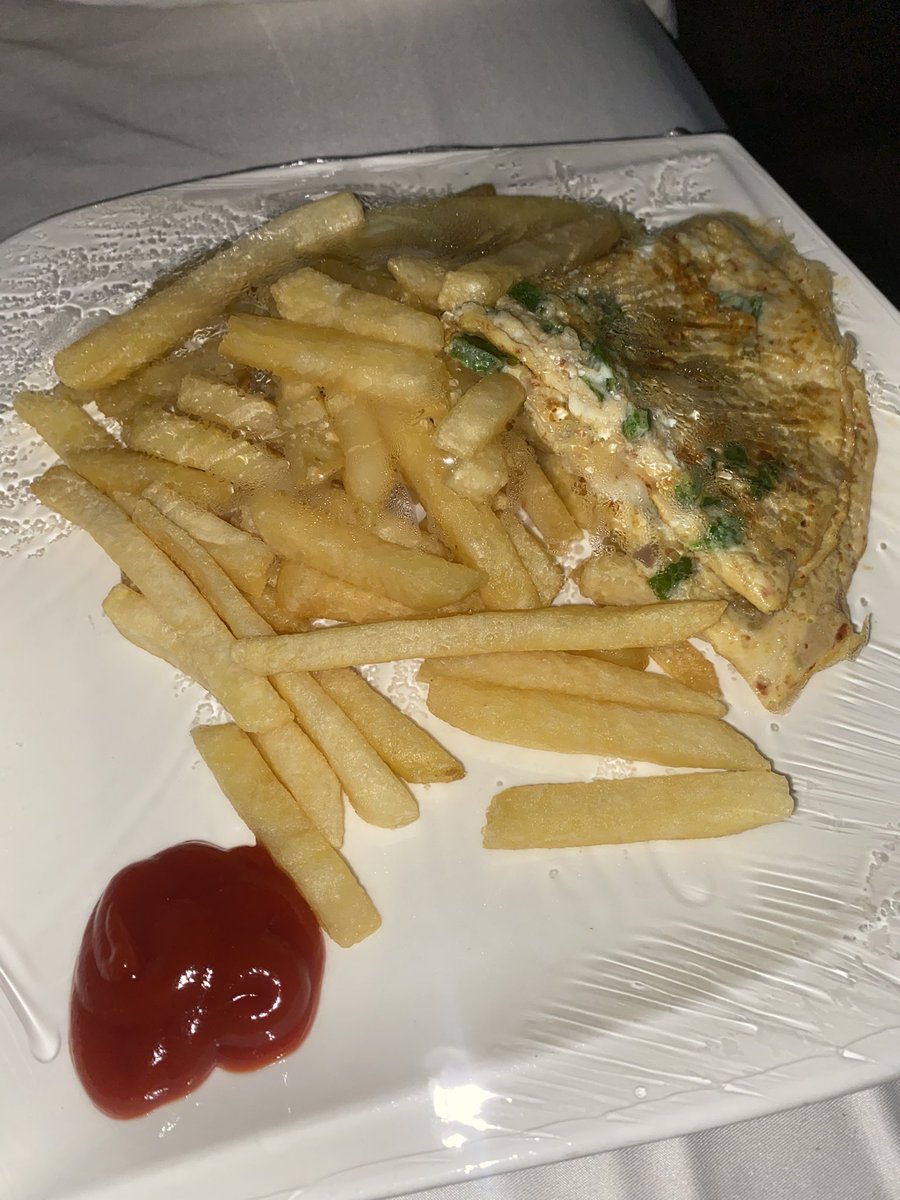 HabibatMoh2003's tweet photo. Can you eat this fries for just 1 million? https://t.co/CdrwaqCrRQ