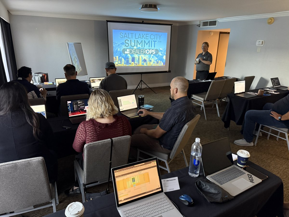 DealerOps's tweet photo. Two cities. One team. One shared commitment to our customers. 

Our Client Success team came together in Salt Lake City and Cincinnati to learn, connect, and strengthen how we support the dealerships we serve. 

#automotive #data #analytics #automotivereporting #GSD https://t.co/OgvM73vkiy