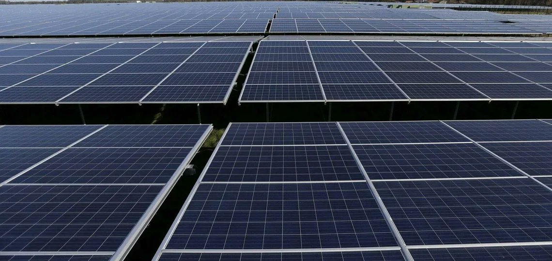 Agni_Yatra's tweet photo. 🔹#Inde 🇮🇳🔹

Alpex Solar Limited, fabricant indien de modules photovoltaïques et de systèmes solaires, a inauguré en septembre une usine de cellules solaires TOPCon G12R d'une capacité de 2,2 GW à Kosi Kotwan Industrial Area, dans le district de Mathura en Uttar Pradesh. https://t.co/weG7HRsi12