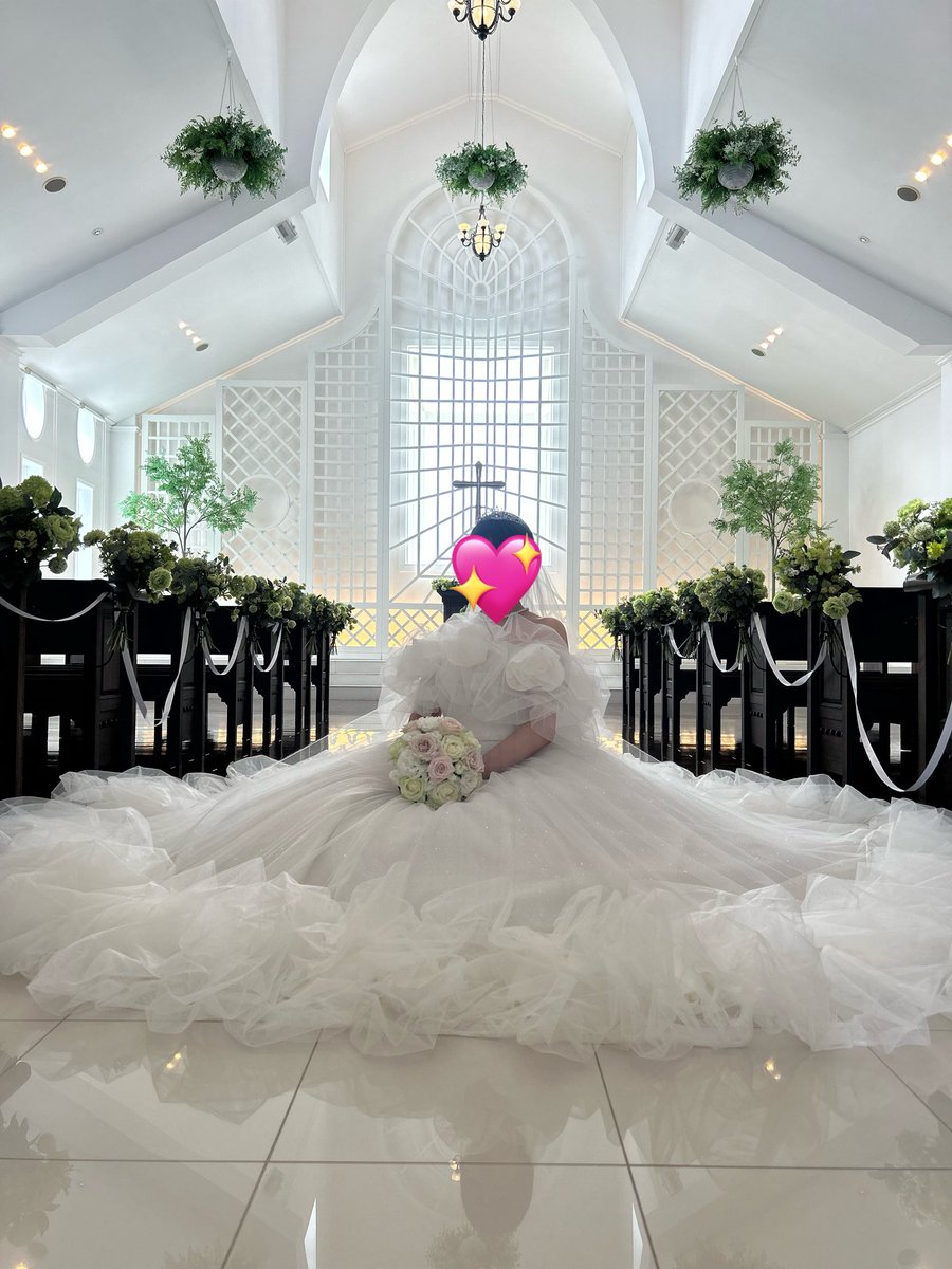 _sekaino_1013's tweet photo. 歌の感謝祭SEKAI NO OWARIさんの場面で結婚式の様子を取材していただきました𖤐 ̖́-
「family」を聞いた時から結婚式を挙げる時は絶対に流したいと決めていてまさかその瞬間がセカオワに届くなんて夢のようでした。これからもお父さんと仲良く応援してます❤️‍🔥
#歌の感謝祭 
#セカオワ https://t.co/HajFiJgH1r