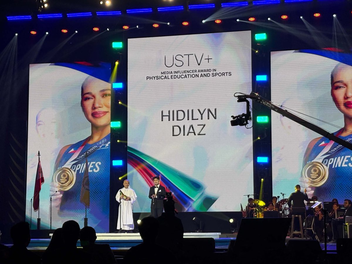 titusabtheflame's tweet photo. @davee_theflame @maron_theflame @abtheflame LOOK: Olympic gold medalist Hidilyn Diaz wins Media Excellence Award in Physical Education and Sprots. | @abtheflame 

#USTV+2026 https://t.co/xAuMyPEYYr