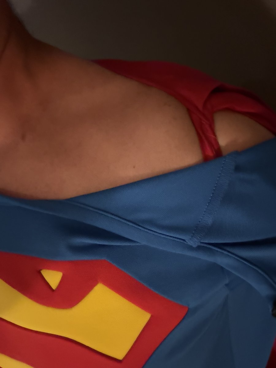 xyzxyz73168288's tweet photo. 拘束し剥ぎ取るってのもよいな #superman #defeated https://t.co/aXU00mQeb0