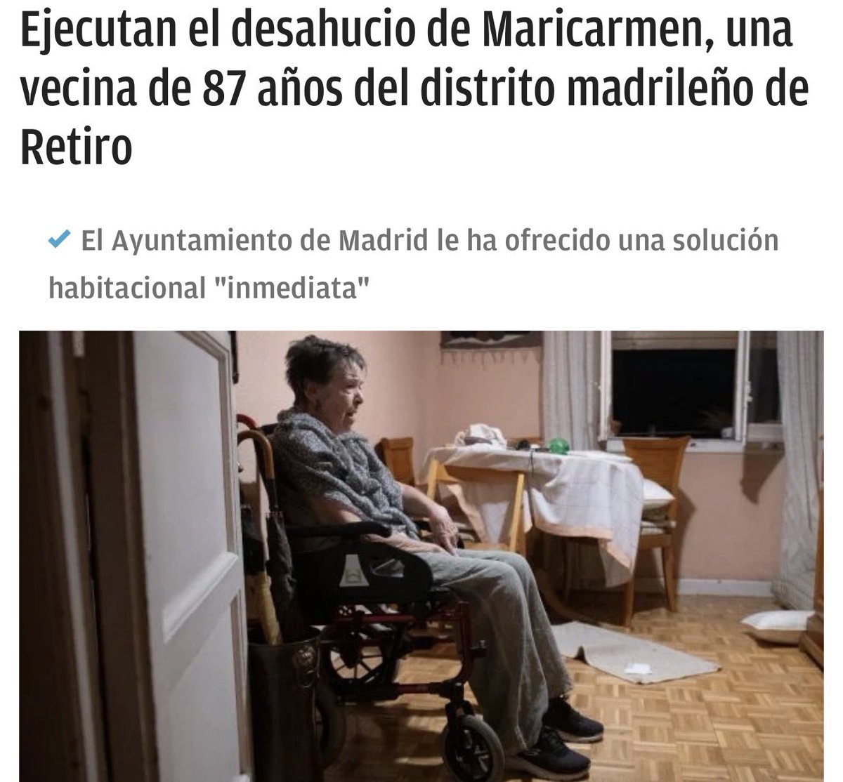 NucleoNEsp's tweet photo. Que haya habido más policías para desalojar a esta señora, que para expulsar a todos los invasores de Ceuta, evidencia la podredumbre política, social y moral que vivimos en España.

Expropiaremos a los fondos buitre y expulsaremos a los invasores. https://t.co/NXeHhPRBiz