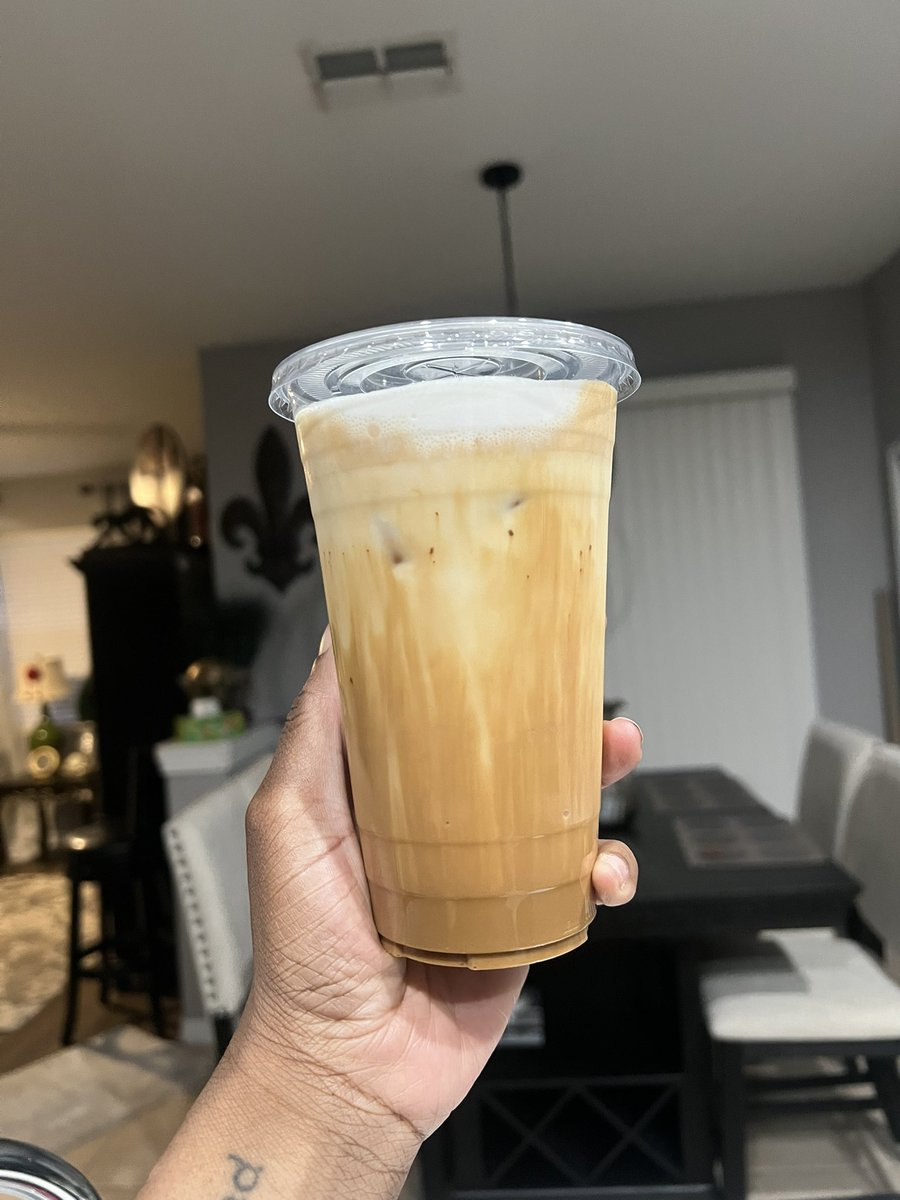CapricornSims's tweet photo. Capricorn’s Coffee Creations 

Biscoff Cookie Butter Latte with Cookie Butter Cold Foam https://t.co/Th4ranE2S3