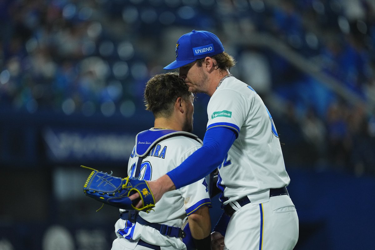 ydb_yokohama's tweet photo. 7,8,9回は #伊勢大夢 選手、#浜地真澄 選手、#レイノルズ 選手がきっちり無失点に抑える好投を見せる👍

9回表
DB 3 - 3 D

#限界のその先へ
#baystars https://t.co/pCCZIKpEEU