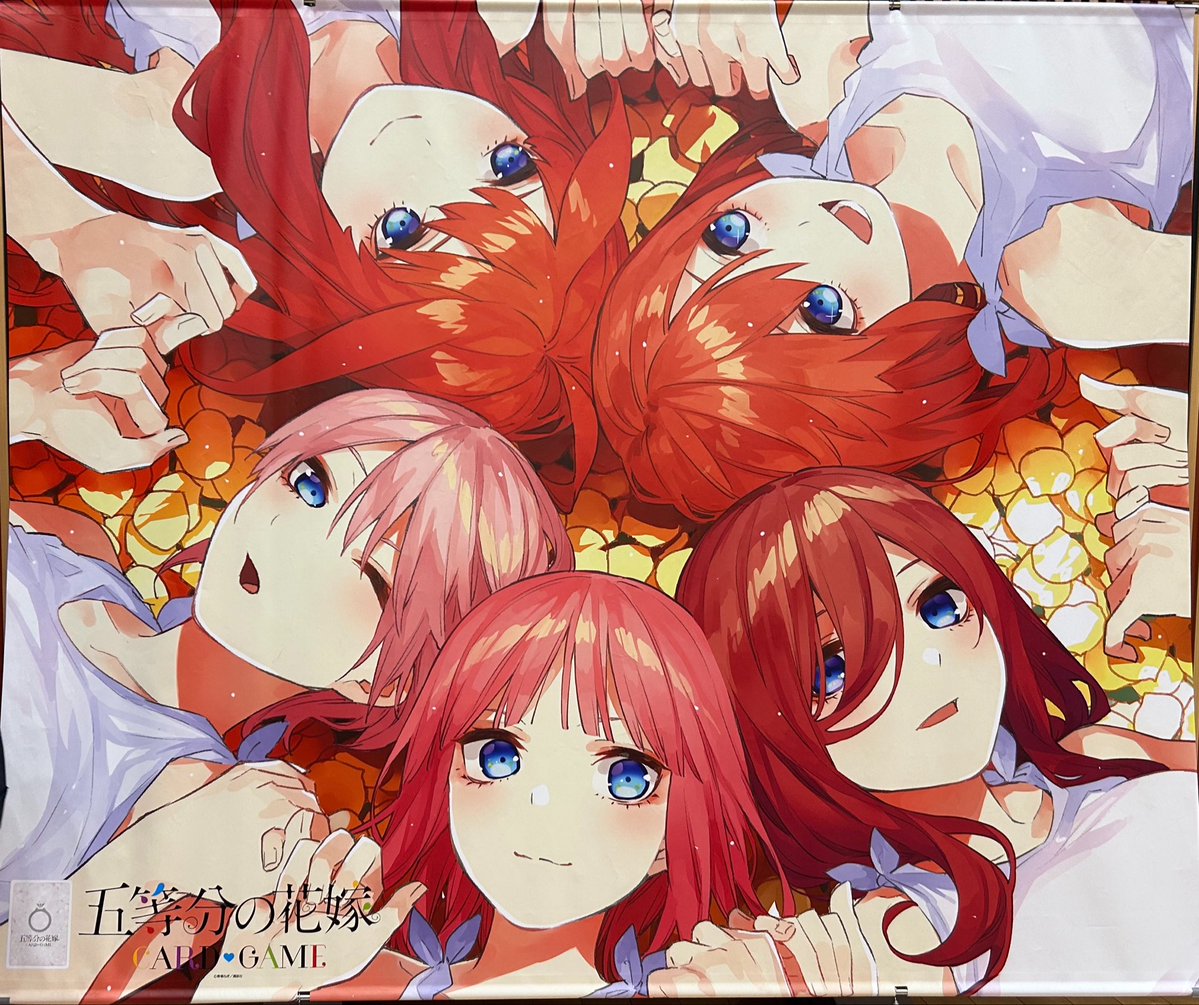 shin_gotoubun's tweet photo. アトラクションも、抽選会もとても楽しかったです！！
ポスター（三玖、四葉、五月）と超大吉も当てることできて嬉しいです！！

ラバーマット、内輪もコンプでき、缶バッジも予定数集めることできて大満足です！

#ごとカド祭 https://t.co/a5ZCdioXlf