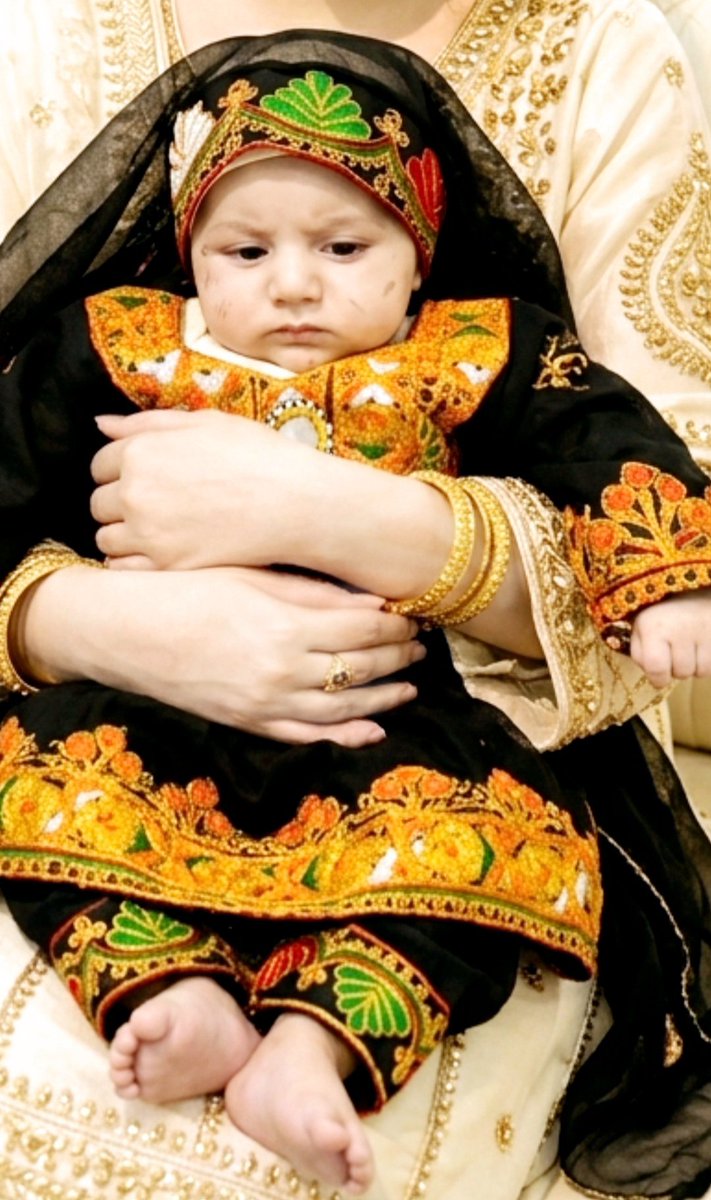 AsDurranii's tweet photo. سـومـرا چـی جـھـان ورنـه نـفـرت كـه وی
دومـــرا  پخـــتانــو  ســرا مـــی  مــیــــــنه دا ❤
#پښتون_کلتور_ورځ
#PashtunCultureDay  ❤️ https://t.co/HrytyxXQHu