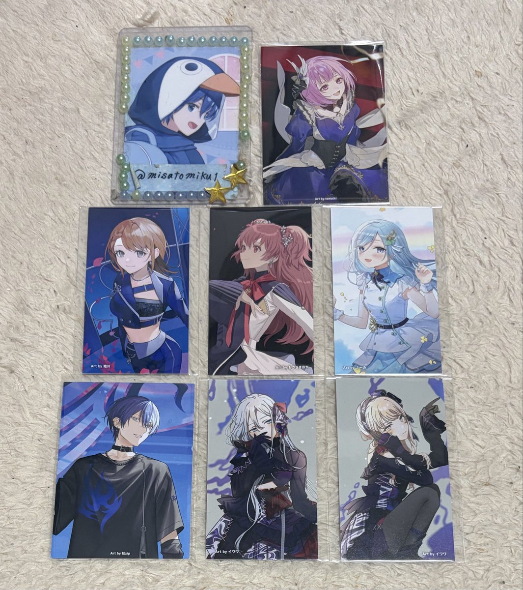 misatomiku1's tweet photo. 【交換】プロセカ　CD トレカ 特典

譲　画像のもの

求
征け N,Rリン
イレヴンス N愛莉

🍀感謝祭両日に手渡し>郵送
・Nリンは同種えむ、モモジャンとの交換のみ
・Rは1〜2段目+3段目の組み合わせで1：2の交換⭕️

お気軽にお声掛けください🙇‍♀️ https://t.co/cTBPwfWfQK