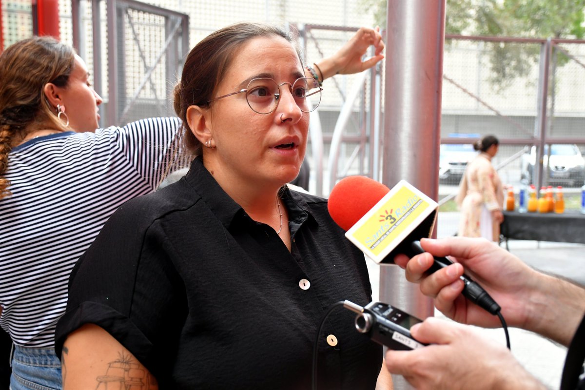 sants3radio's tweet photo. El nou Casal Infantil #Imagina't ja és una realitat al barri de la Marina del Prat Vermell.🛝👩‍👦‍👦🎒
Al #SantsMontjuïcAlDia escoltem reportatge de l'acte inaugural del nou equipament al carrer Ulldecona.

🎧Audio👉https://t.co/pzDDtoGWtX
📰Notícia📸👉https://t.co/H1SMjWCHdj https://t.co/TwexCwMsxF