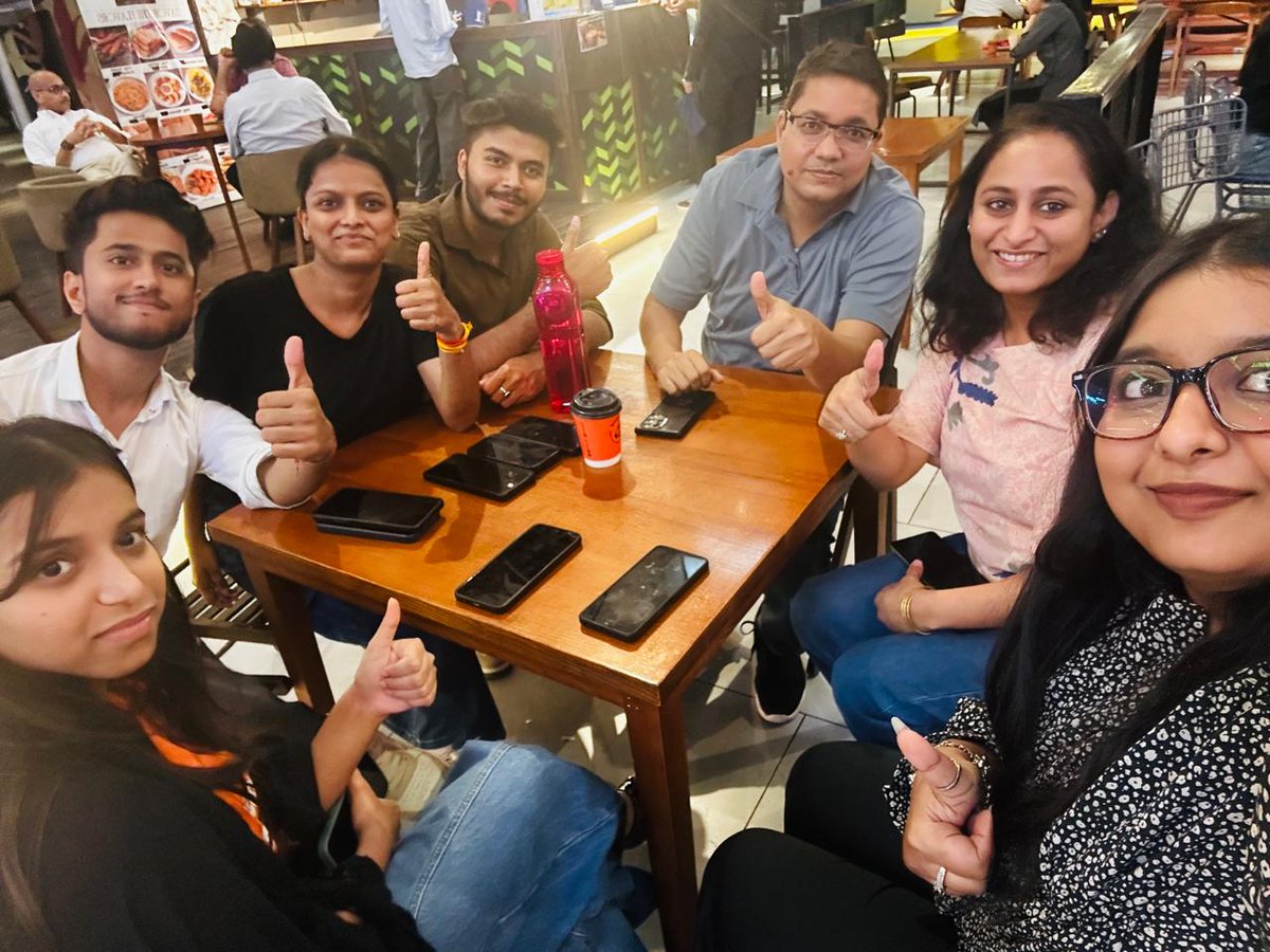 eletsonline's tweet photo. Chai pe Charcha at Elets Technomedia! 

Good conversations, great company, and a few moments of laughter beyond the work desk. Here’s to teamwork, bonding, and making everyday workdays a little more memorable! 

#EletsTechnomedia #ChaiPeCharcha #TeamElets #TeamBonding https://t.co/3lwNnbMPZU
