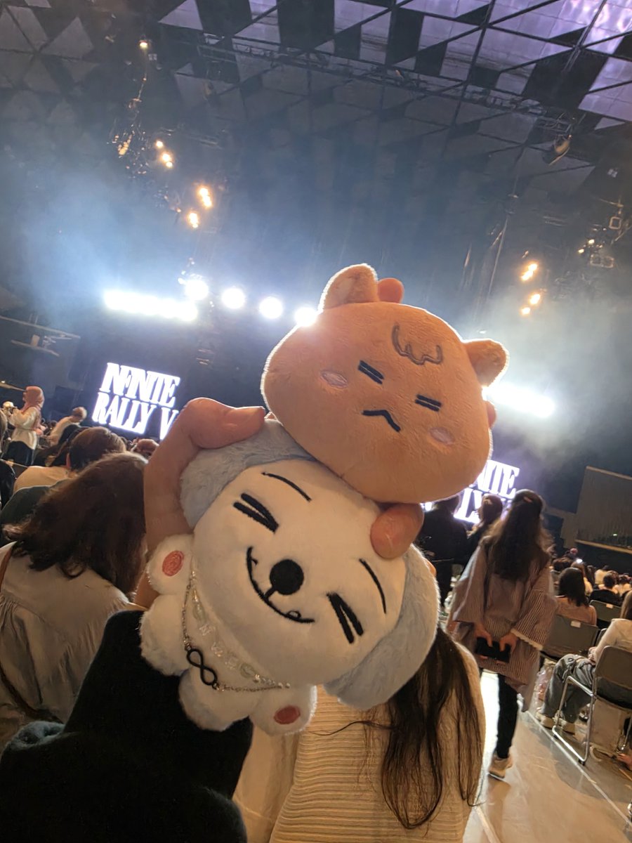 jamong_i23's tweet photo. 무한대집회5 Tokyo Day2 
무집 찐막공 ㅠㅠ 진짜 재밌었고 
성열이 말대로 레전드 인정합니다
으아아아아 앙콘해줘요 ㅠㅠ 너무 아쉬워~ 
추억 빵빵하게 채워갑니당!!! https://t.co/fQexICW04m