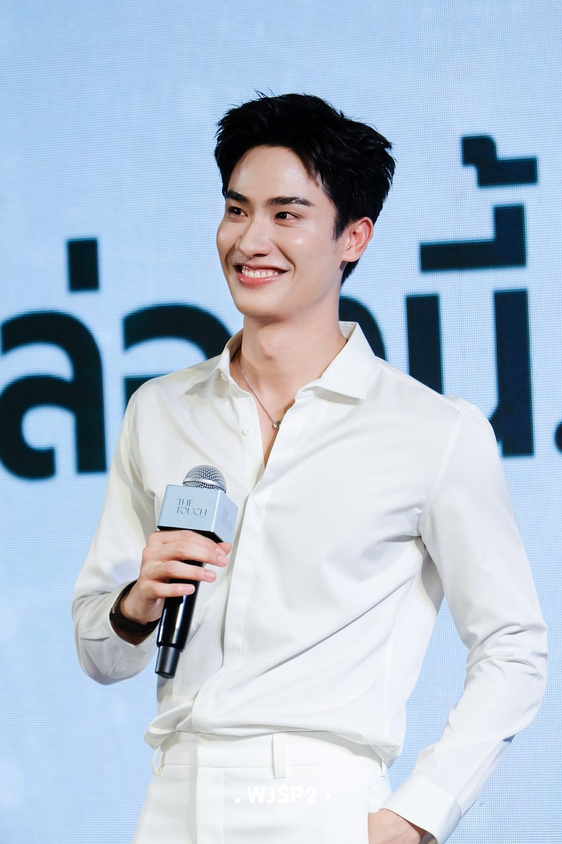 wjsp2's tweet photo. ไอเลิฟเชิ้ตขาววว 🤍✨️

TAY THE TOUCH BLUEPRINT
#TheTouchBluePrintxTayTawan
#Tawan_V https://t.co/9mDRcipxdP