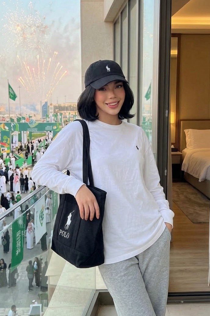 AngeliaHibnbcm's tweet photo. #ladyboy_khobar
#khobar_ladyboy
#ladyboy_dammam https://t.co/ngi8LaywPp