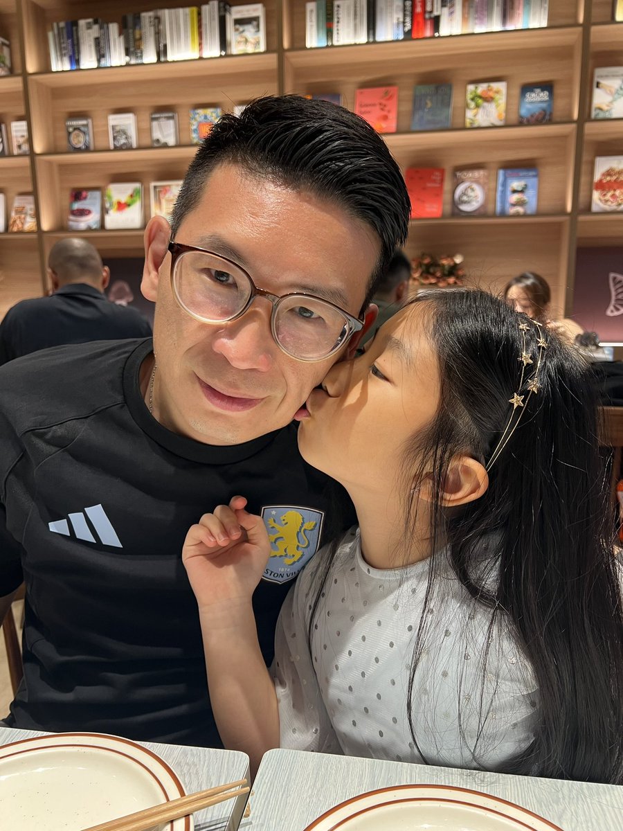 kiddestiny's tweet photo. Happy birthday to me 💜💙
#sofamily #hongkonglions https://t.co/ifE6nrtKl3