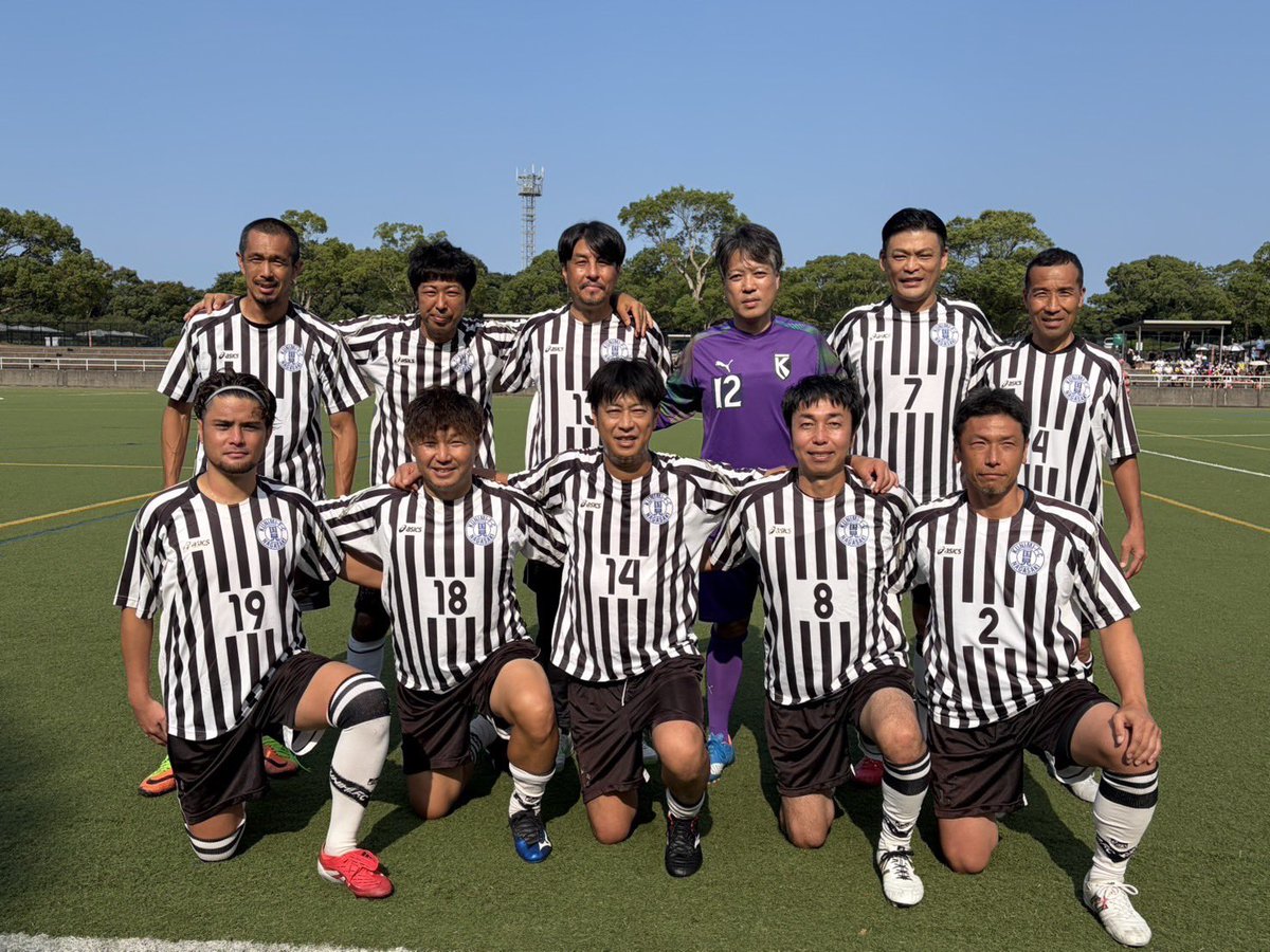ysmt_fukuoka's tweet photo. ＼＼⚽️国見町で開催された『KUNIMI TOTAL EXPO 2026』 ！⚽️💥／／
長崎亭キヨちゃんぽんとパンサー尾形がゲスト出演させて頂きました😎
サッカーの試合では国見高校OBの皆さん達とレジェンド対決！
白熱した戦いで会場は大盛り上がりでした⚡️

#パンサー尾形
#長崎亭キヨちゃんぽん https://t.co/XtgVgEqeOX