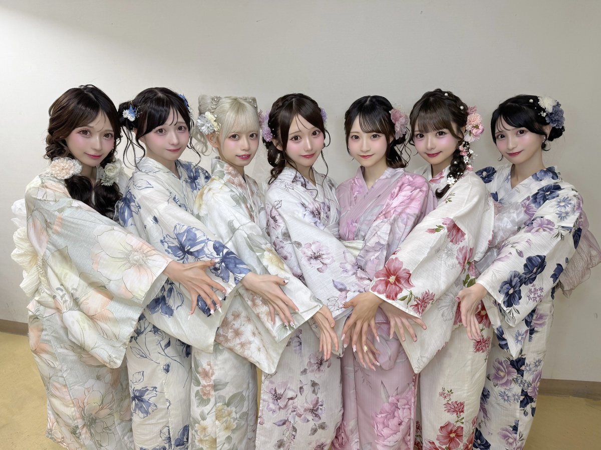 onephony_'s tweet photo. \\\\  𝑩𝑰𝑮 𝑵𝑬𝑾𝑺  ////

Onephony初の地上波TV出演決定‼️❤️‍🔥⟡.·

テレビ朝日｢ 尾形と町田 ｣
出演：パンサー尾形、エバース町田

初地上波にして初ドッキリ!!?
そしてなんと2週に渡り放送されます!
是非ご覧ください🐰ྀི🌾🌕

【放送日】
10月1日(木)26:45～27:05　
10月8日(木)26:45～27:05
※放送後は1週間TVerで配信あり📺📶

#Onephony