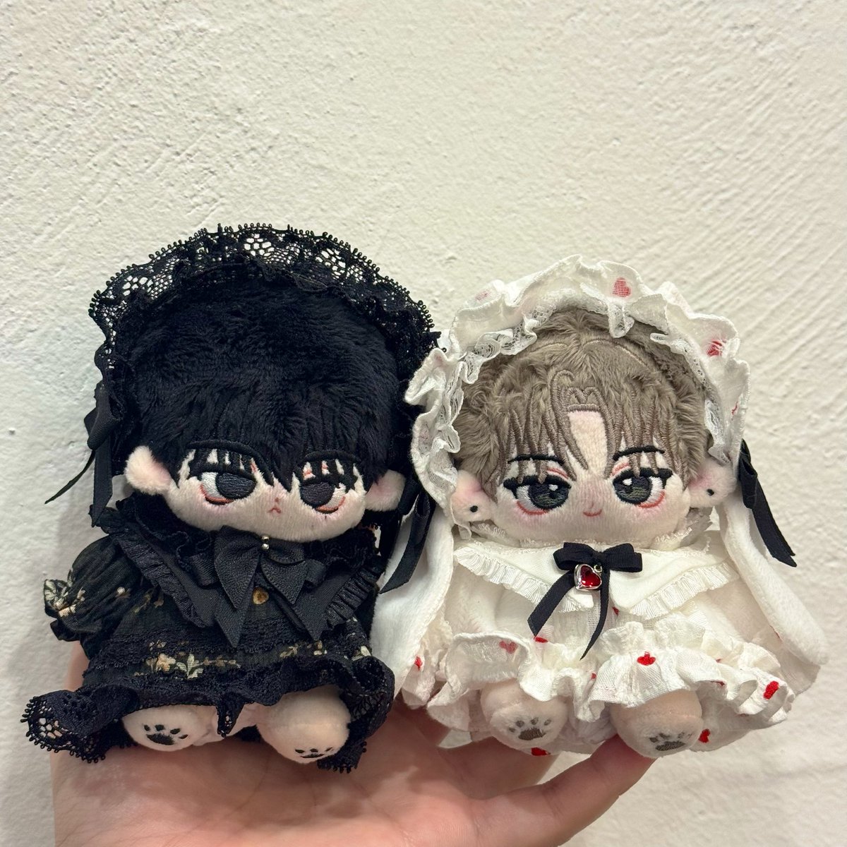 biblica_timez's tweet photo. 에프렘클로젯탐나서 래요꺼 뺏음(?)
옷이 넘 부들부들하구 조하🥺🖤🤎 https://t.co/xem0JTxkFV