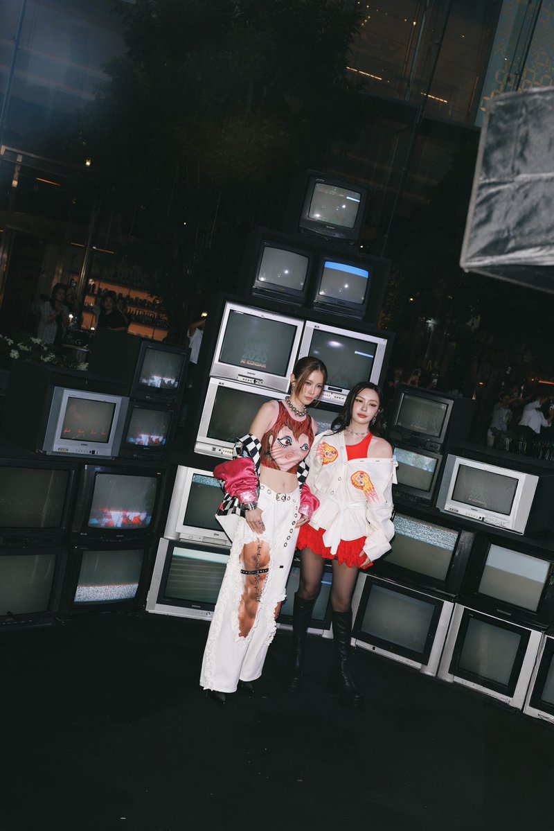 AndaAnunta's tweet photo. Elle fashion week 2026

#andaanunta #ellefashionweek2026 https://t.co/QFiJgtUgAQ