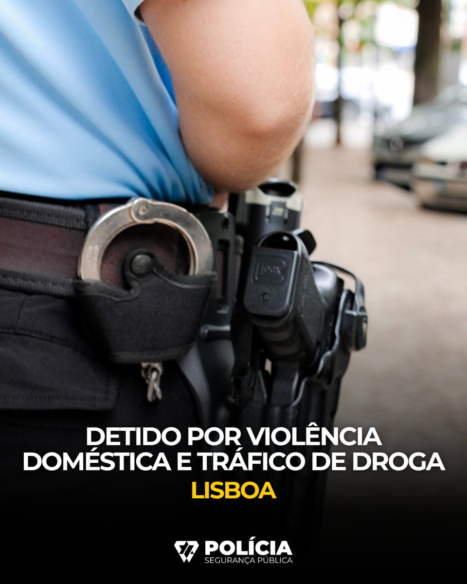 PSP_Portugal's tweet photo. A PSP deteve nos Olivais um homem de 28 anos por violência doméstica e tráfico de droga. O suspeito agrediu a namorada, ameaçou com faca e tinha na sua posse ecstasy, cocaína, haxixe, balança de precisão e 2.190€ em numerário. Ficou com apresentações periódicas. https://t.co/yKsyKx7G2U