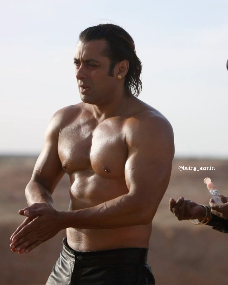 SKFC_Assam's tweet photo. A generation went to gym because of him @BeingSalmanKhan 

#Salmankhan https://t.co/3COMUhaVzc