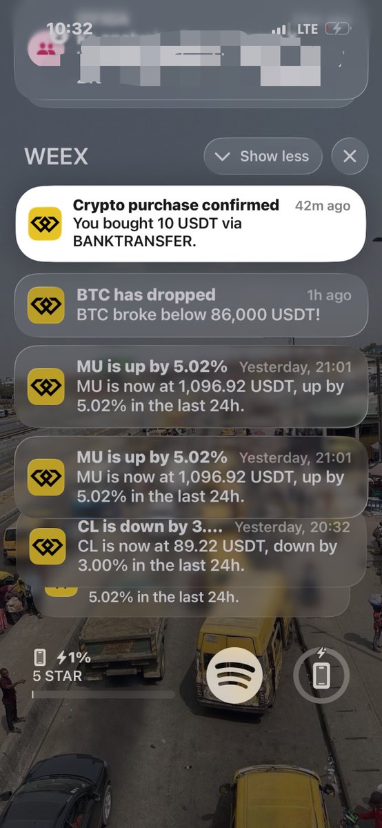 5starbarber_1's tweet photo. made my first deposit as an aspiring CRYPTO TRADER📉
don’t know if I should buy BITCOIN or SOLANA https://t.co/2WnZQ9DdXN