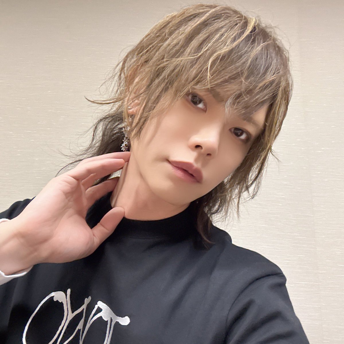 Kei_Sadie_'s tweet photo. 【快・決いい会議室インストア】
皆の笑い声や笑顔が溢れててとても嬉しい1日となり凄く楽しかったです♫
いっぱい喋ってくれてSadieの愛をそれぞれ沢山伝えてくれて本当に有難う❣️
この感謝と愛を次の新アルバムとツアーで全力で愛を伝えたいと思う✨
超絶的サランヘヨ💖
本日も有難うございました‼️ https://t.co/ZJnoN6OqDF