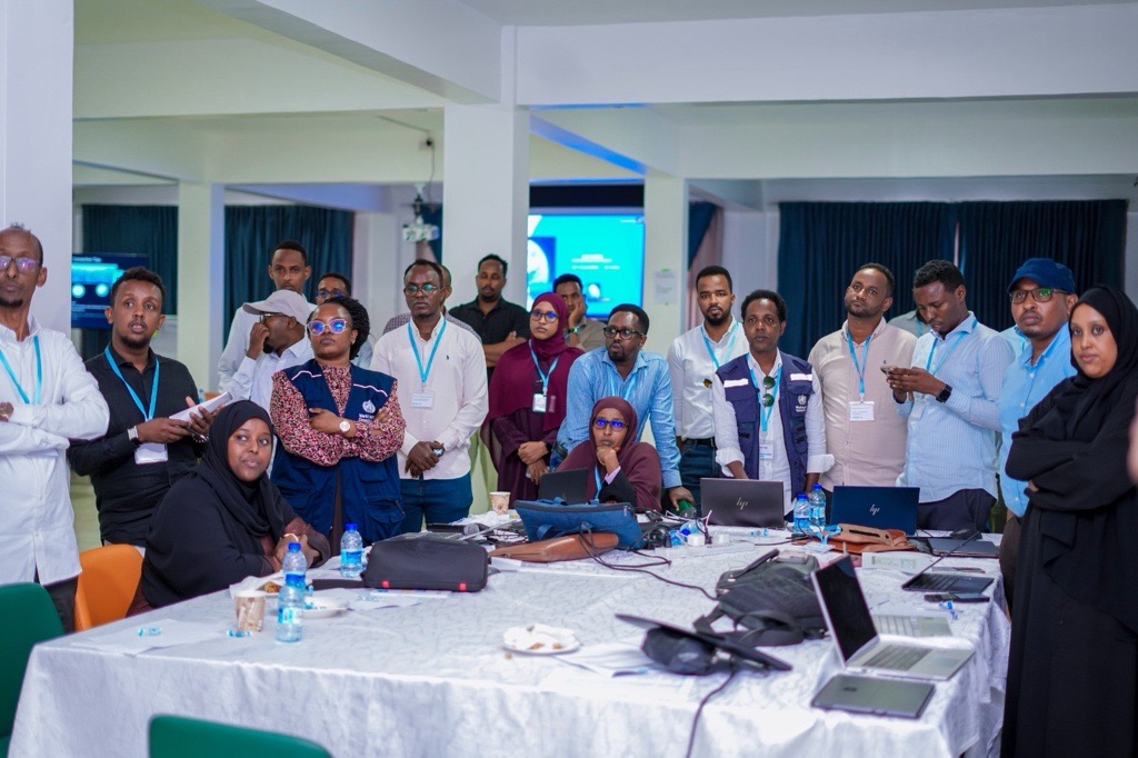 WHOSom's tweet photo. In Mogadishu, experts are assessing priority public health risks, from disease outbreaks to droughts and floods, and turning findings into practical preparedness actions. Better risk analysis helps target readiness where it matters most. #FromRiskToReadiness @MoH_Somalia @WHOEMRO https://t.co/c7uNX1eXt7