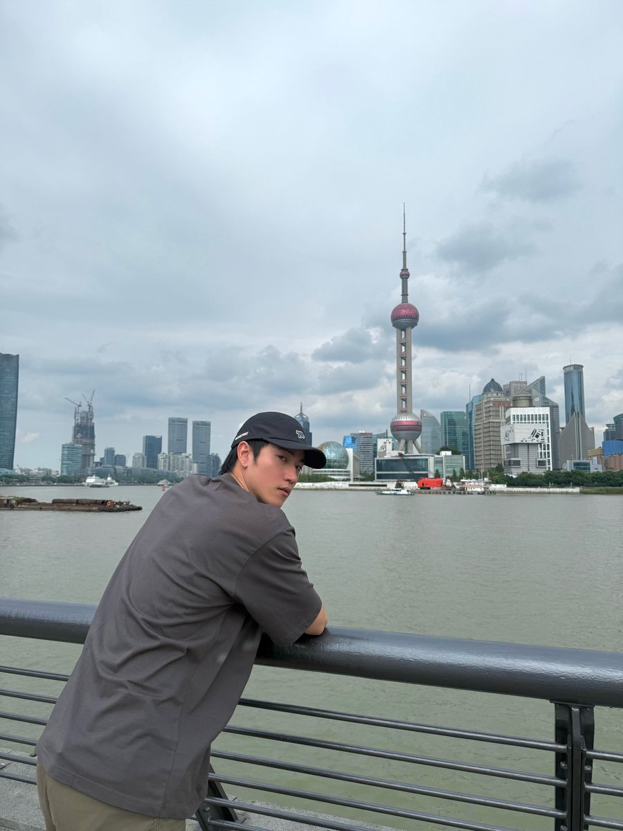 INN__OFFICIAL's tweet photo. ( 🔔 ) IG Post : innjkrsn update || 23.09.2026《1/3》

🔗 https://t.co/w8fCfZMoeG

💭 Shanghai first time #innjkrsn https://t.co/HIigfwpnAT