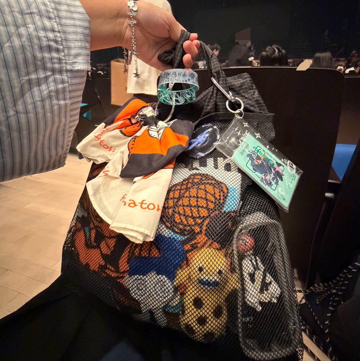 batlineaanebot's tweet photo. なとり行進2日目‼️今日は作った子達も一緒に出勤🧡12月までにはpuppetも一緒で！ハチャメチャにアツくてサイコーに楽しめました✌🏻
 @Siritoriyowai_  #なとり_行進 https://t.co/hZpFsisAbL