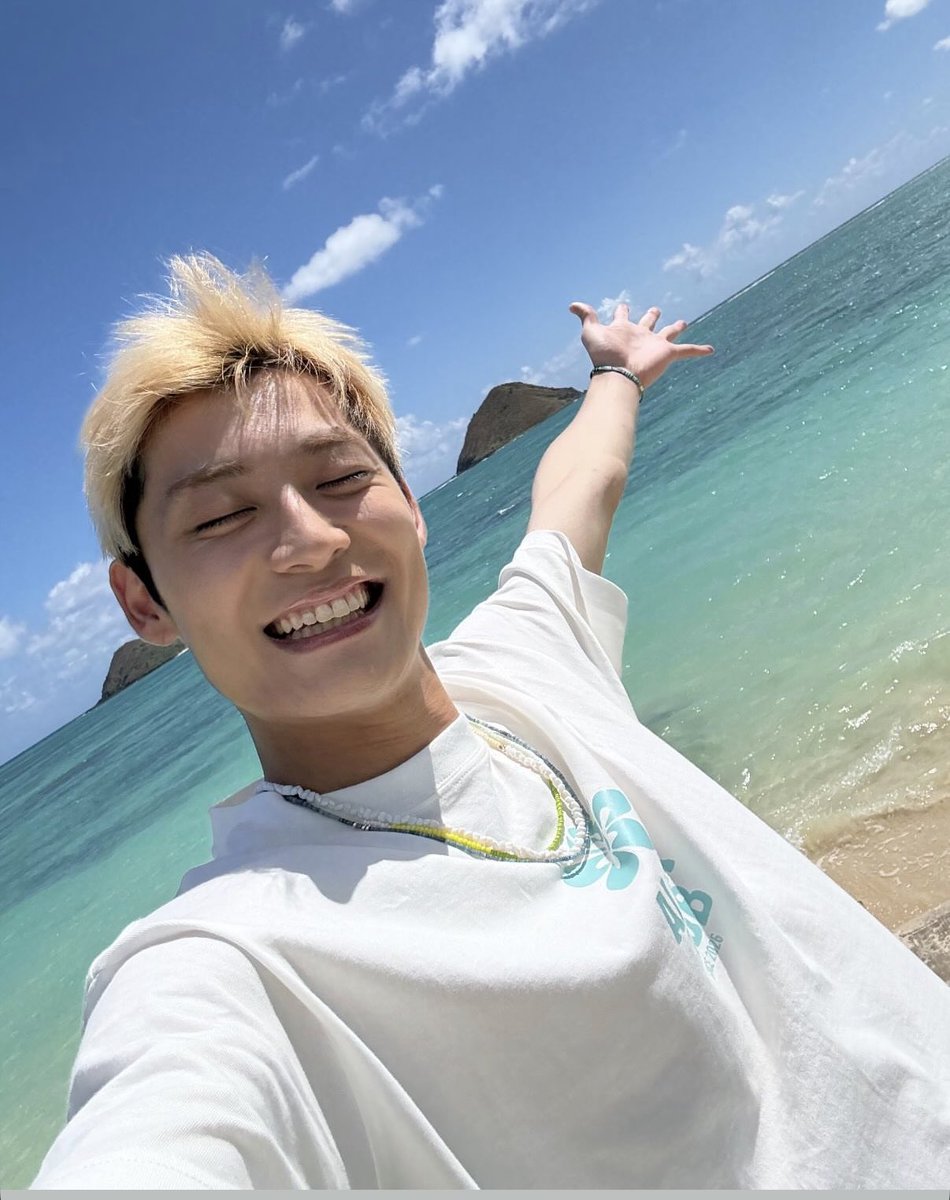 rii__1026's tweet photo. こんなかわいいことあるんか🥹🌺🩵
#アロハワイ #ALOHAWAII #髙松アロハ

 https://t.co/f7TqauyIFK https://t.co/tWgNjFZvhZ