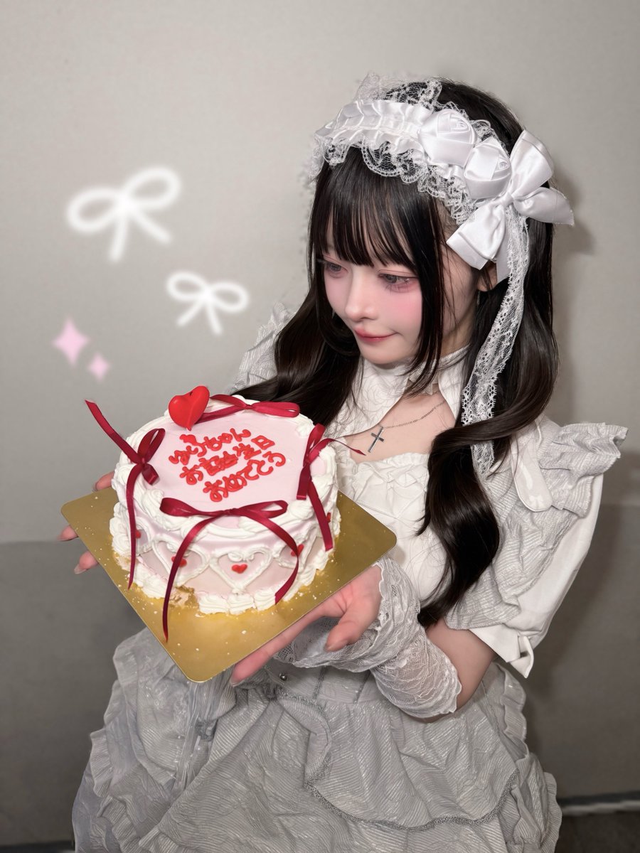 _lilyur1's tweet photo. 生誕イベントありがとうございましたっ🍰🍴
#ゆりちーむ https://t.co/HjphfXM9xh