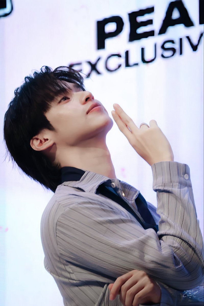 aiishizes's tweet photo. face card โหดๆ 🐰♡

 ✦ . ⁺ #peakpeemapol .ᐟ https://t.co/VGxNRevCIX