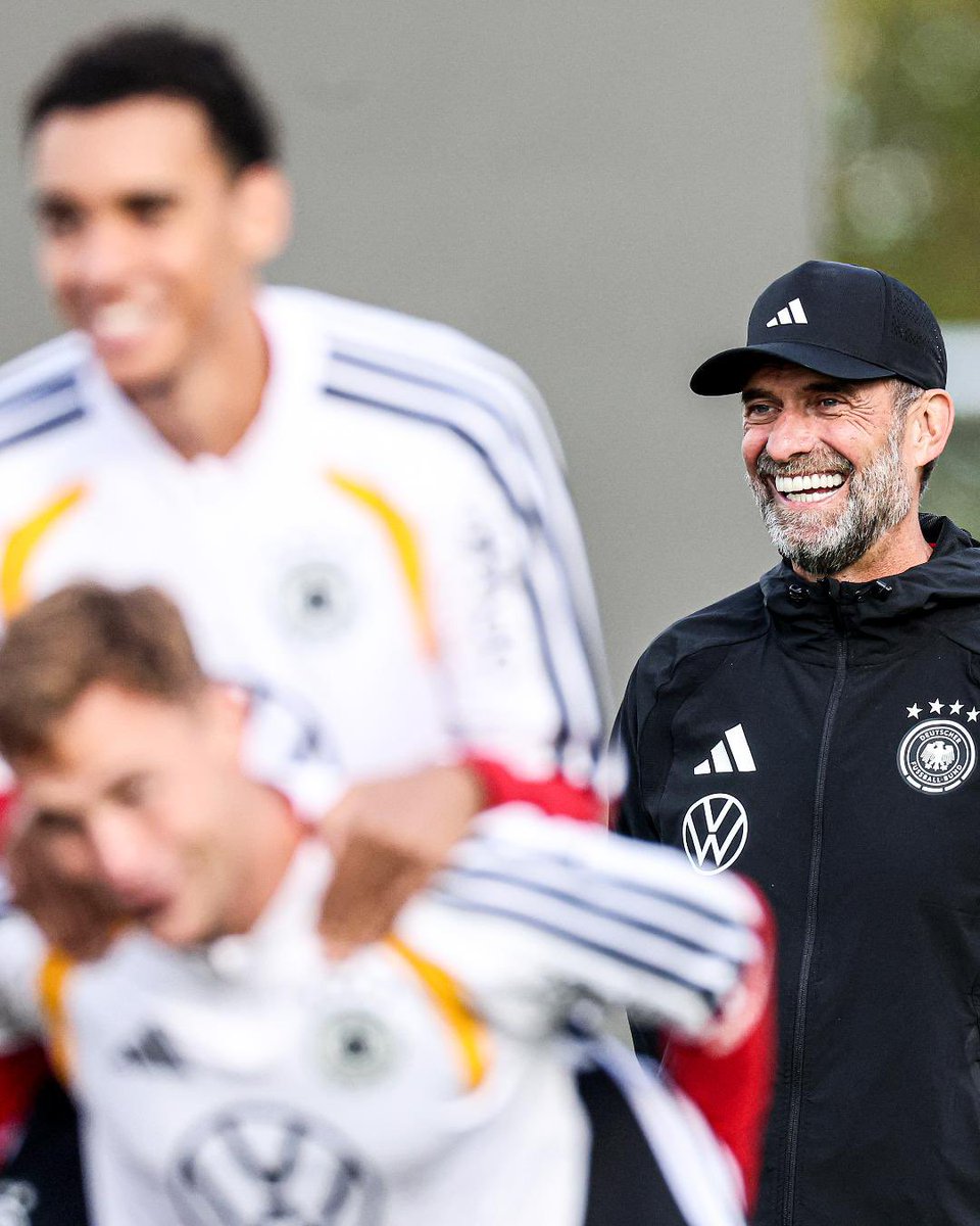 LFCTransferRoom's tweet photo. The boss is back. The world heals. https://t.co/U6eGFbPeaN