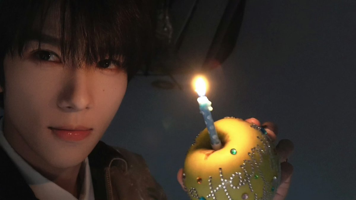 qiuyce's tweet photo. 260921 여승은 공작실 웨이보 🆙

여승은과 함께 소원을 빌어 보세요💫🫧

#余承恩 #여승은 #YuChengen https://t.co/Izg9i32QLH