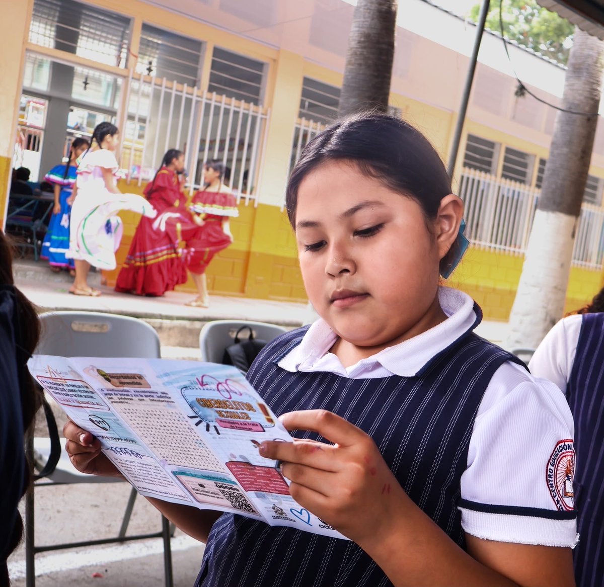 manton15's tweet photo. Hoy dimos un paso importante para fortalecer la prevención y protección de nuestra niñez con el lanzamiento de la colección de libros preventivos de @cicesct 

Educar también es proteger: brindar a nuestros niños herramientas para reconocer riesgos, alzar su voz y saber que siempre deben ser escuchados.

Proteger a un niño hoy es proteger el futuro de Honduras. 🇭🇳
