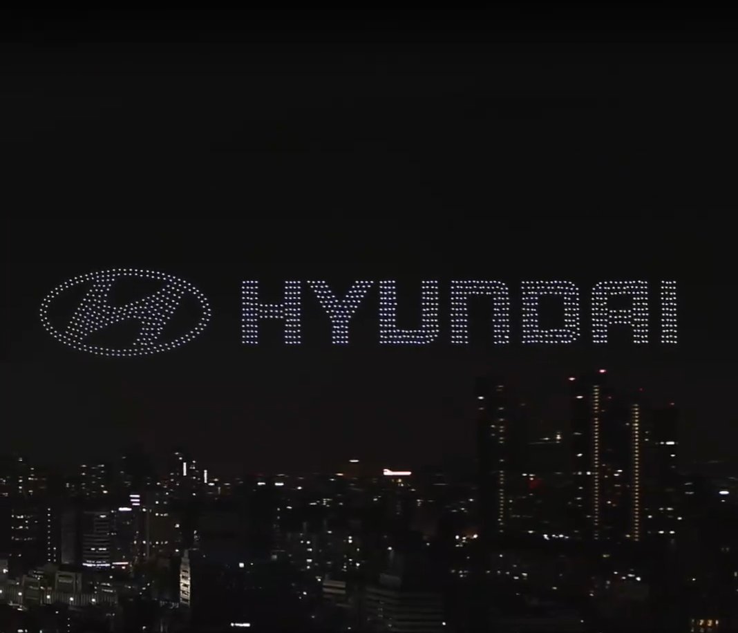 heathhall59544's tweet photo. Happy New Year from all of us at Central Hyundai! https://t.co/SuvXmttAsw